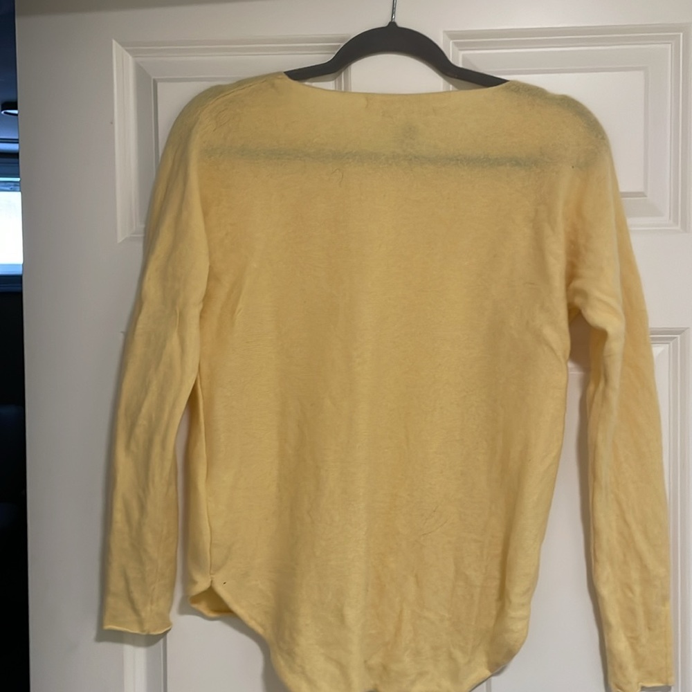 Sweater - Picture 4 of 4